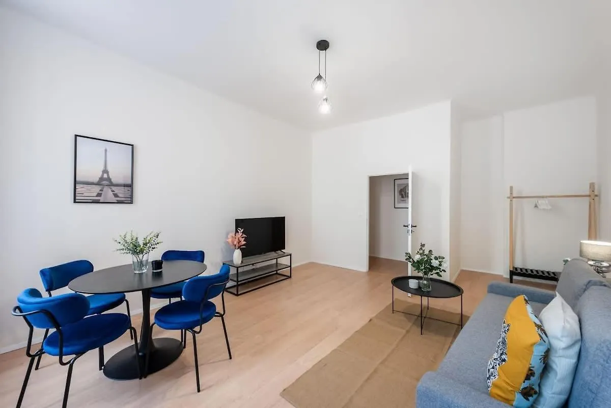 Apartment Urban 2Br Haven With Sofa Bed In Central Prague